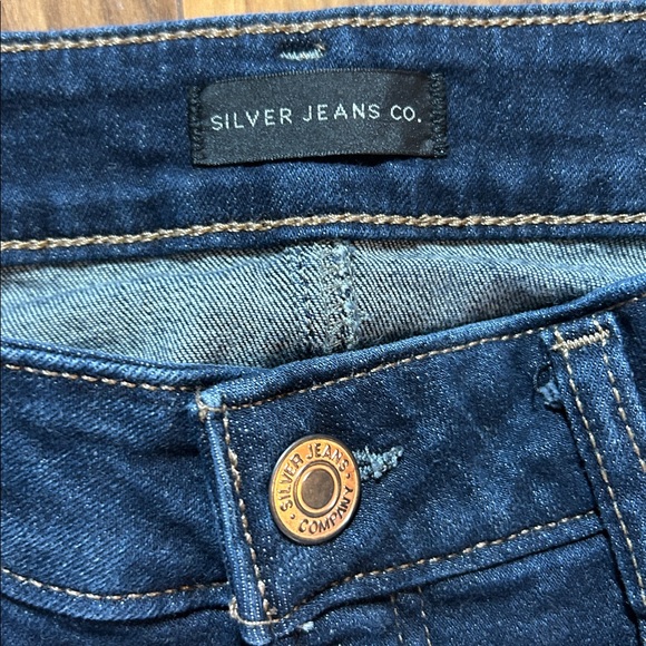 Silver Elyse Skinny Crop Jeans - Picture 2 of 7